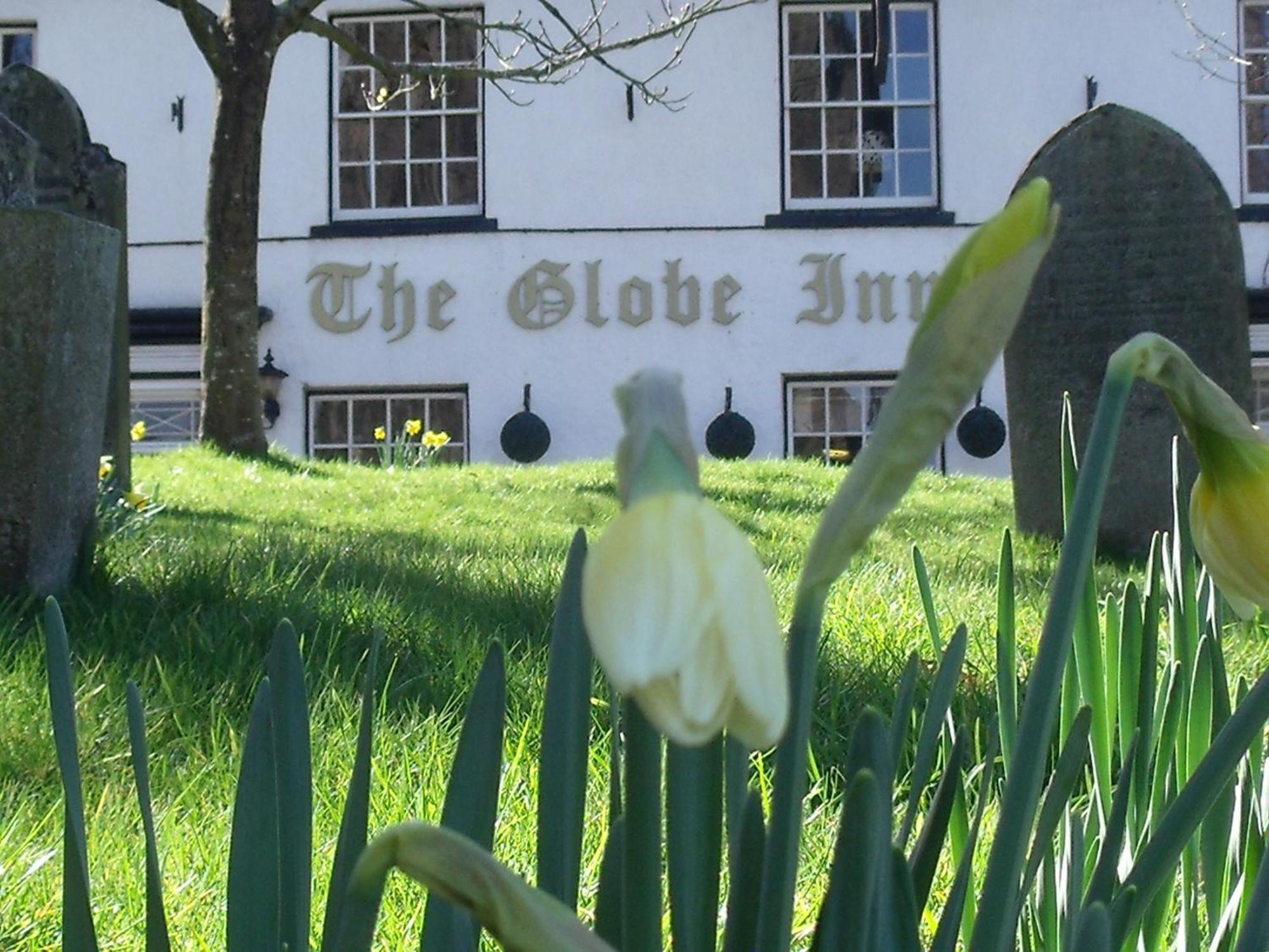 The Globe Inn Chagford Bagian luar foto