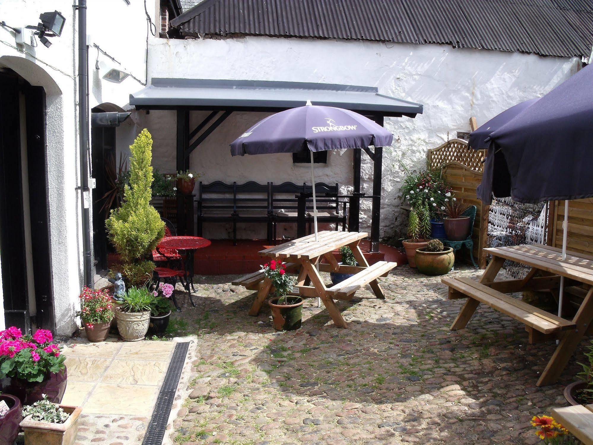 The Globe Inn Chagford Bagian luar foto